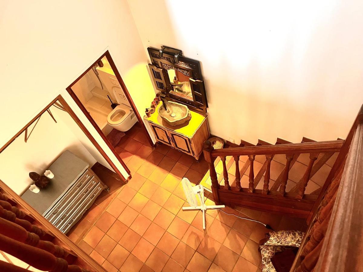 Le Mazet De Choubouloute Bed & Breakfast Saint-Gilles  Exterior photo